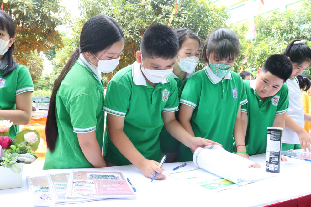 Dong-phuc-hoc-sinh-1