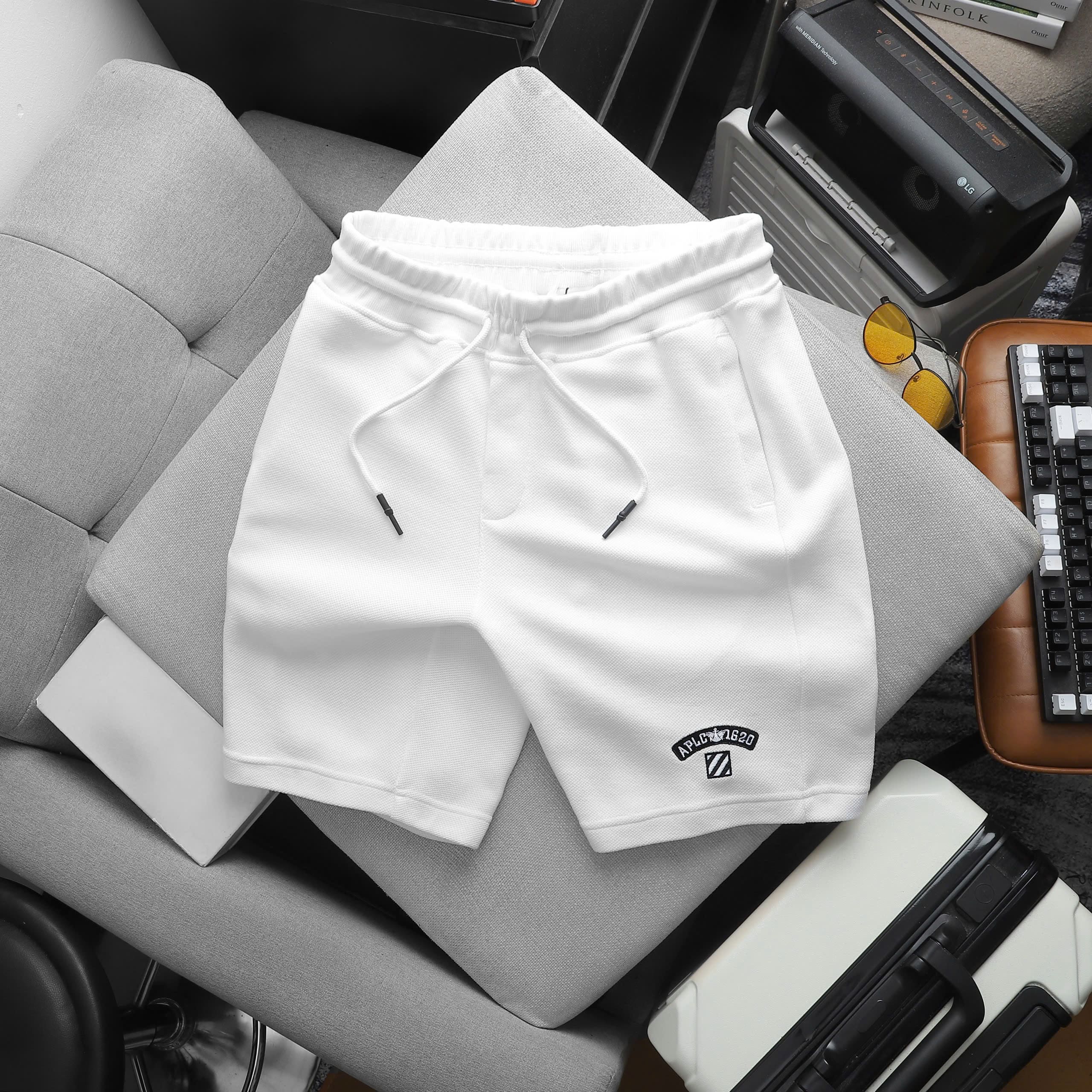 Quan-short-thun-tank (4)